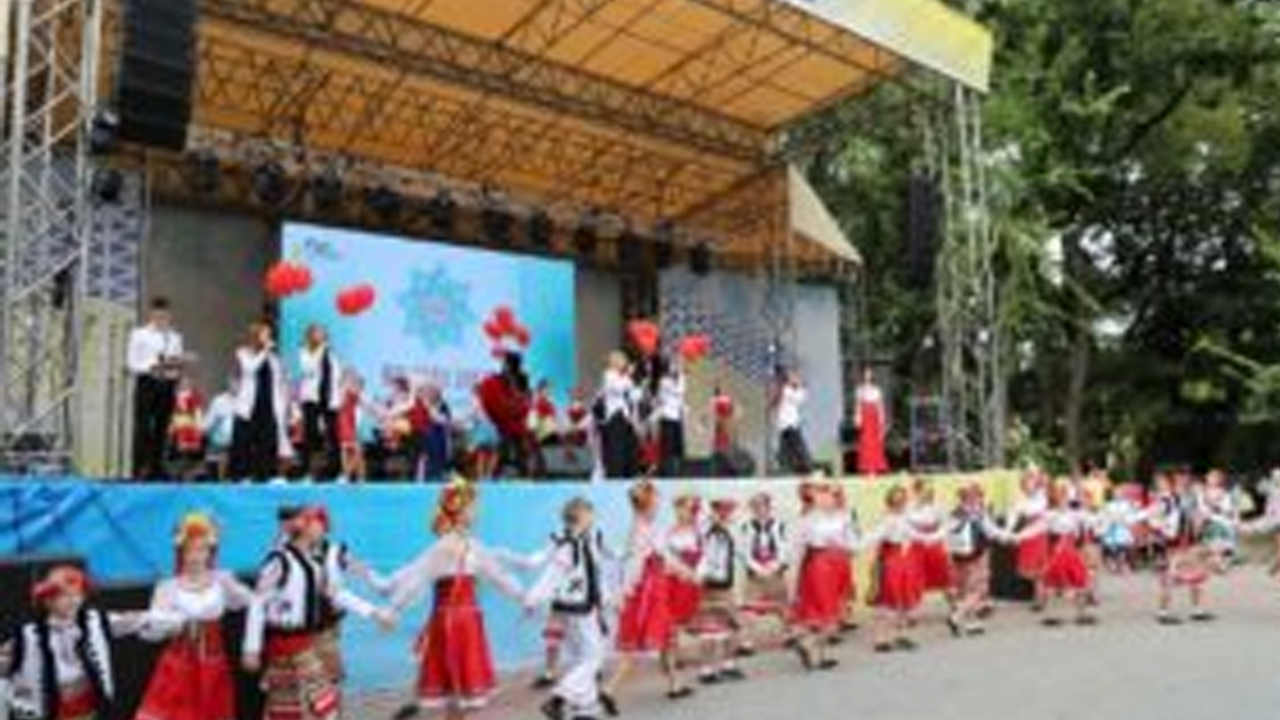 В Мелітополі пройшов п’ятий молодіжний фестиваль національних культур «Віра. Надія. Любов.»
