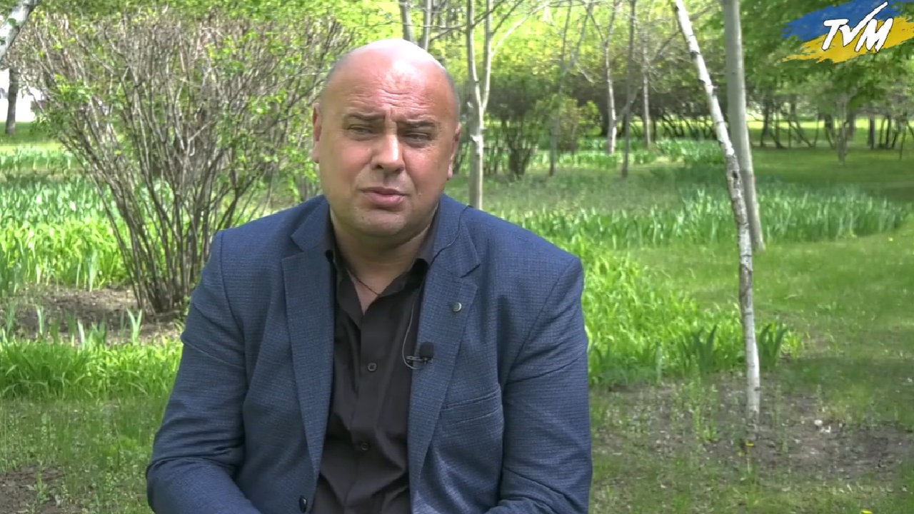 Мелітопольський тренер довів Анджеліну Джолі до сліз. Історія футболіста, тренера, декана Мелітопольського університету
