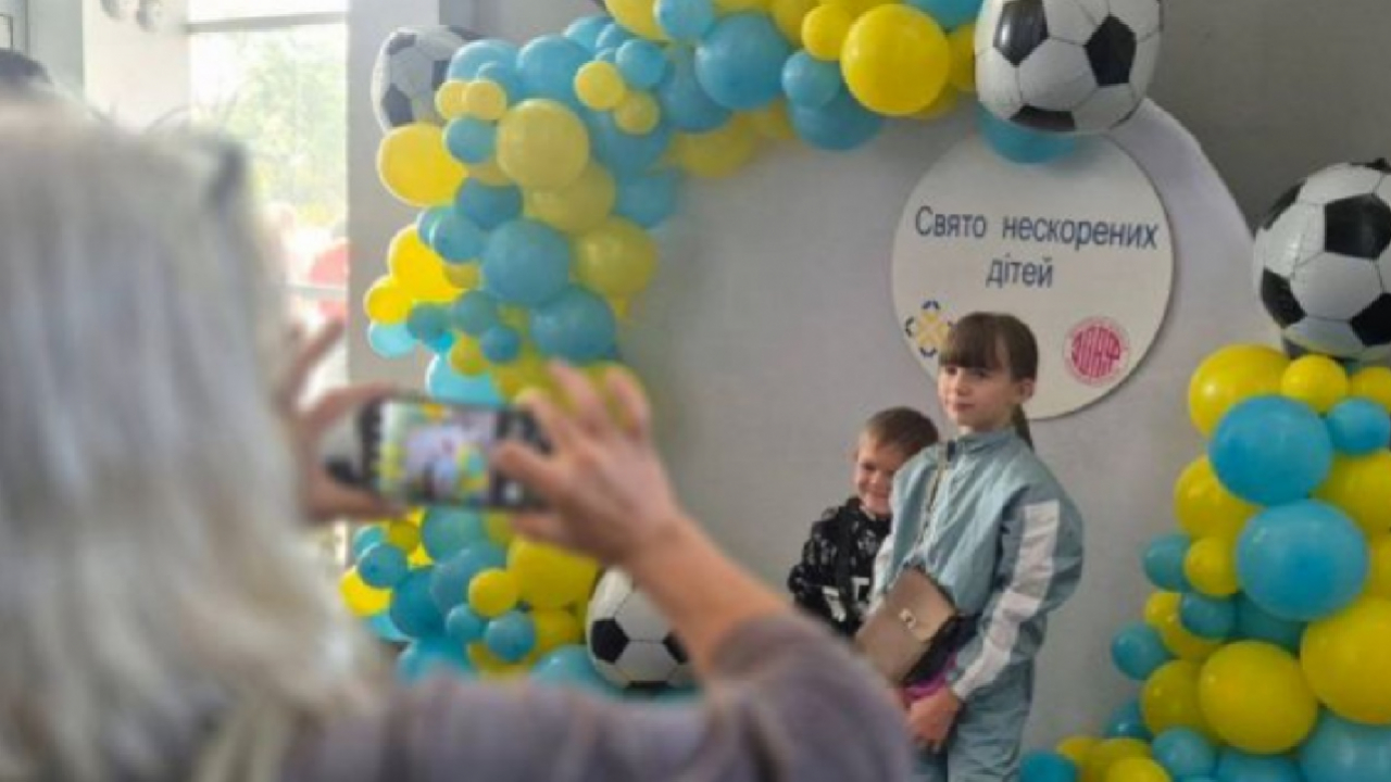 У Запоріжжі провели «Свято нескорених дітей» для ВПО - історії переселенців з Мелітополя, Полог та прифронтових громад