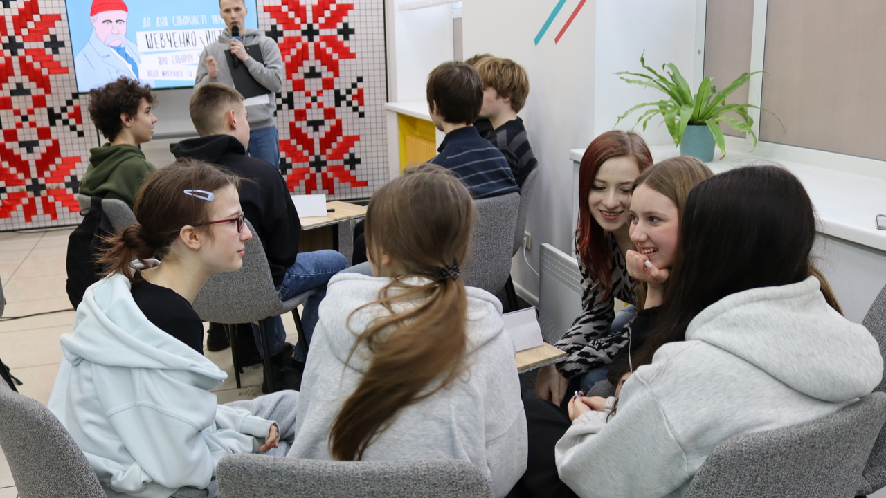 Квіз до Дня Соборності: мелітопольська молодь про історію, єдність і цінності