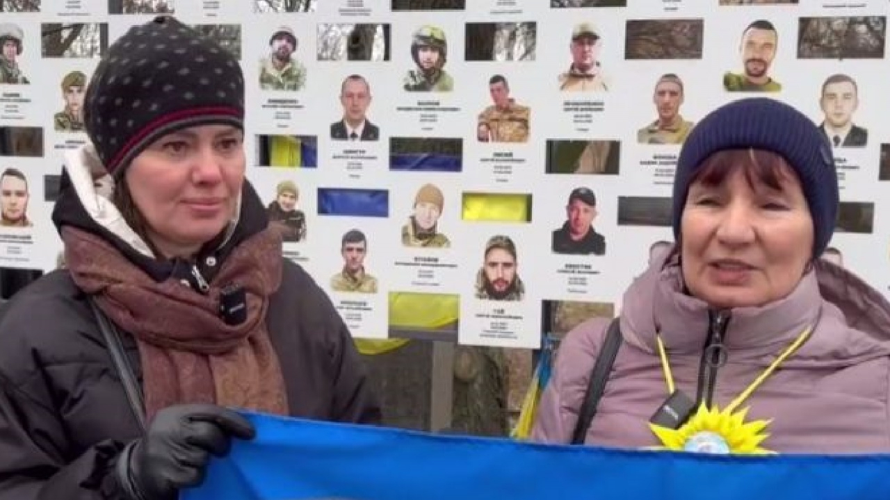 "Це біль з нами щодня" - родина добровольця з Мелітопольщини розповіла про початок війни, окупацію та загибель героя