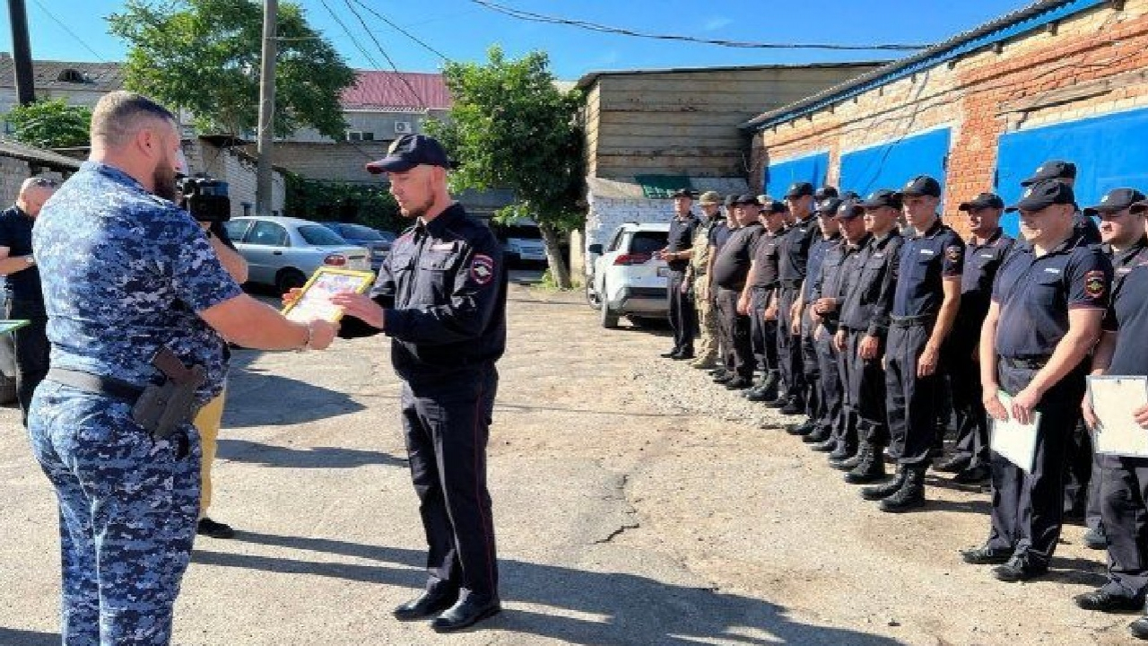 Катували за відмову від паспорта РФ: СБУ повідомила про підозру керівникам окупаційного &laquo;МВС&raquo; у Мелітополі