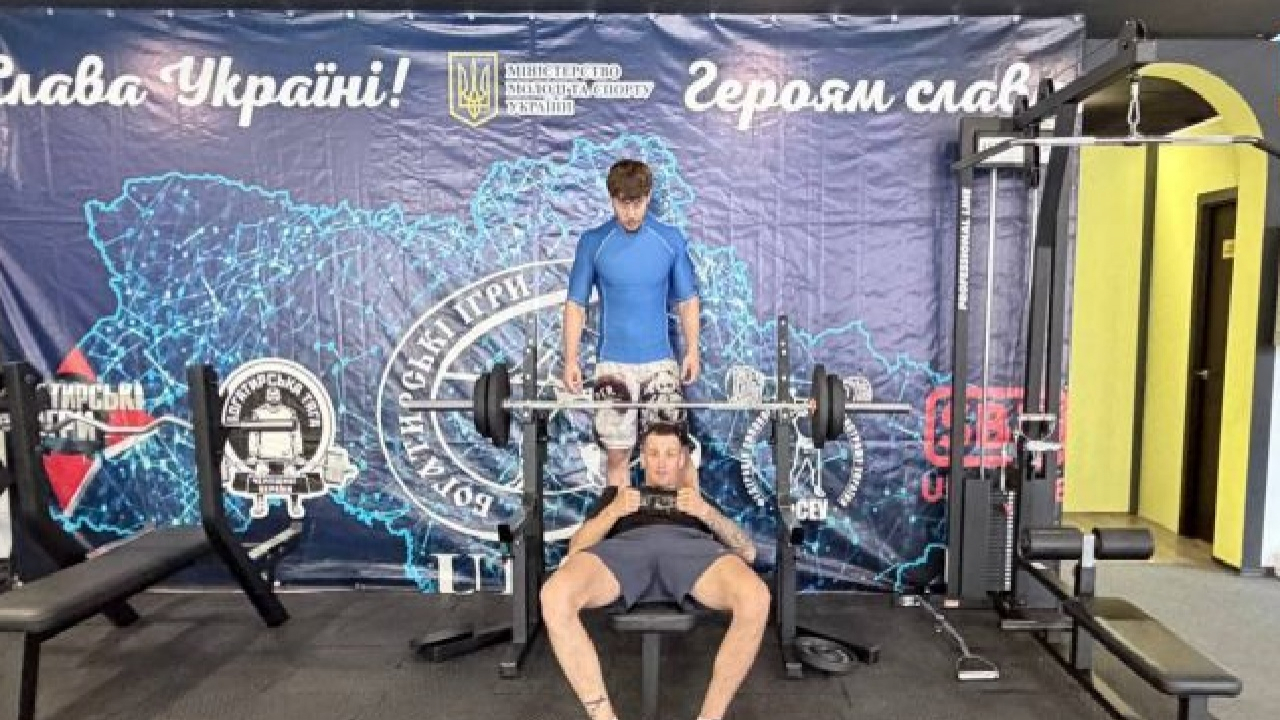 Перший в Україні безкоштовний тренажерний зал для ВПО, відкритий Мелітопольською громадою у Запоріжжі, переїхав до нового приміщення